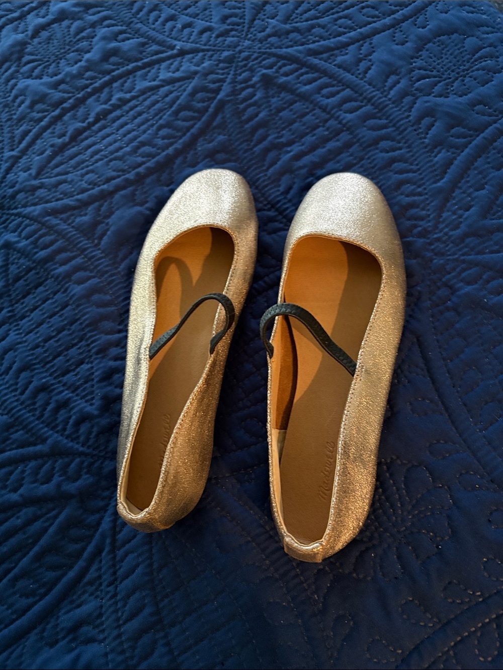 Madewell Glitter Ballet Flats with Black Elastic Strap in Gold